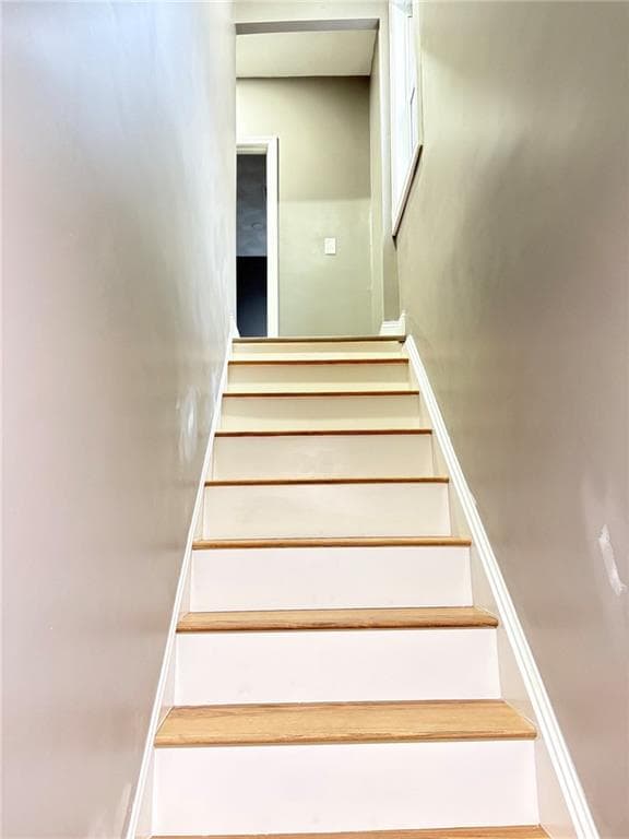 Multi Family at 40 Paradis Avenue, Woonsocket, photo 29 of 40
