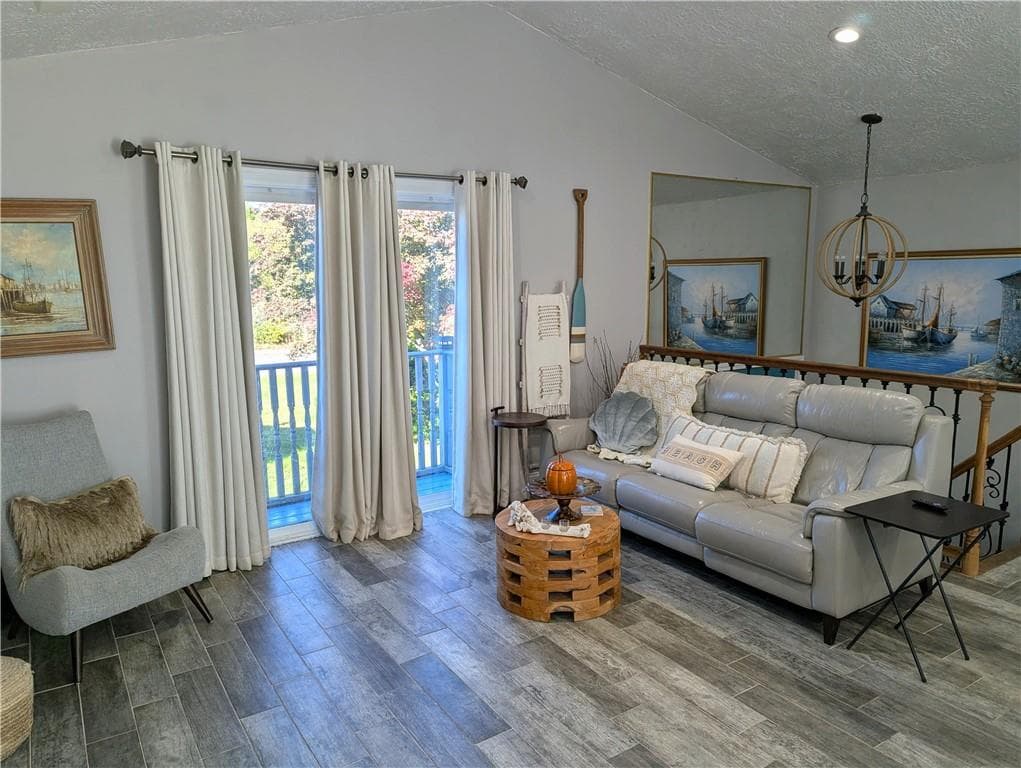 Single Family Residence at 86 Ives Road, Warwick, photo 9 of 29