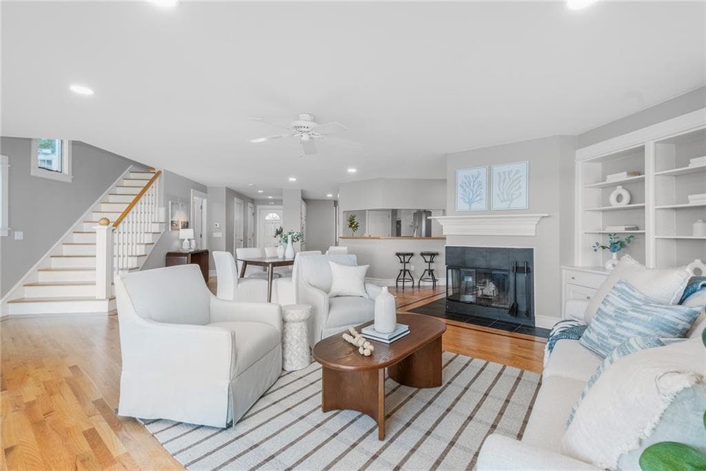 Single Family Residence at 65 Lamson Road, Barrington, photo 14 of 38