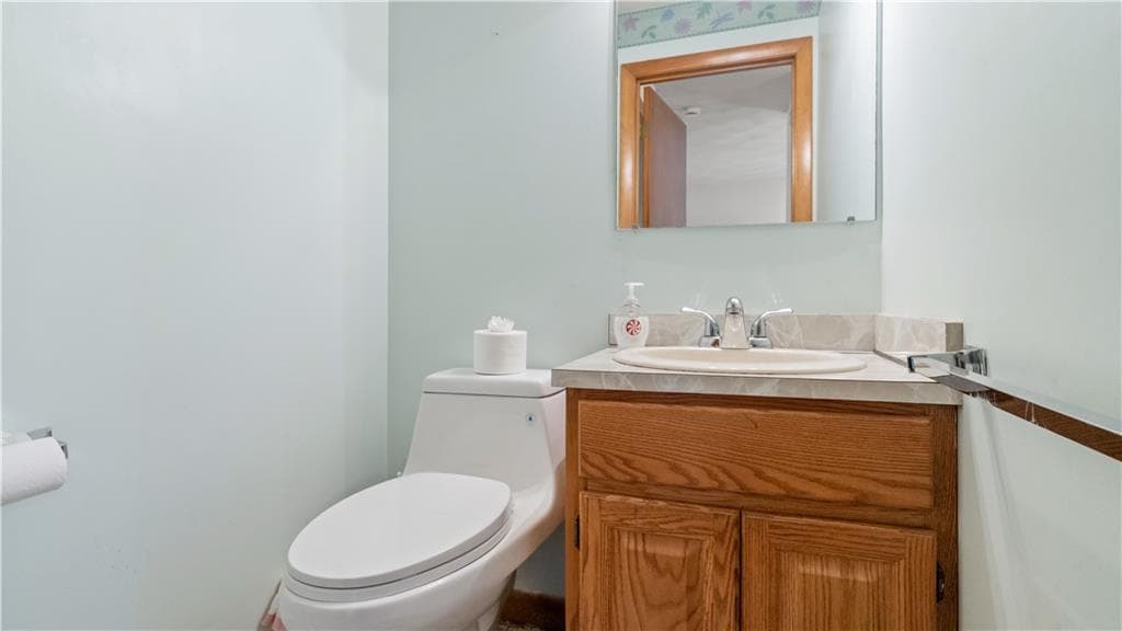 Condominium at 161 Holland Street UNIT 204, Cranston, photo 8 of 21