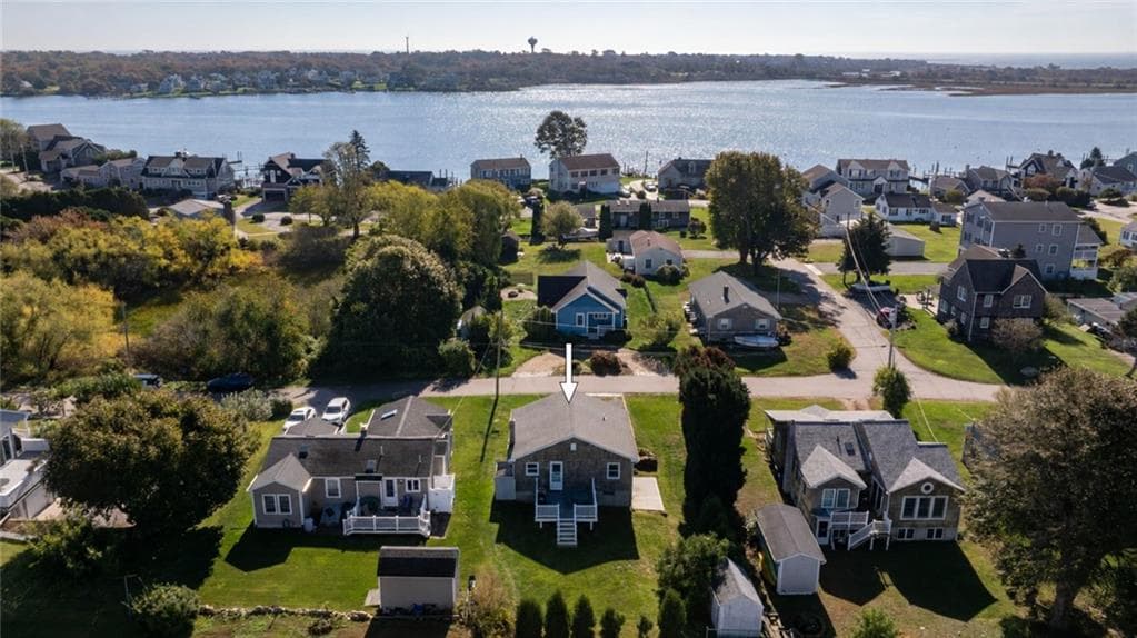Single Family Residence at 24 Teal Pond Road, Narragansett, photo 2 of 45