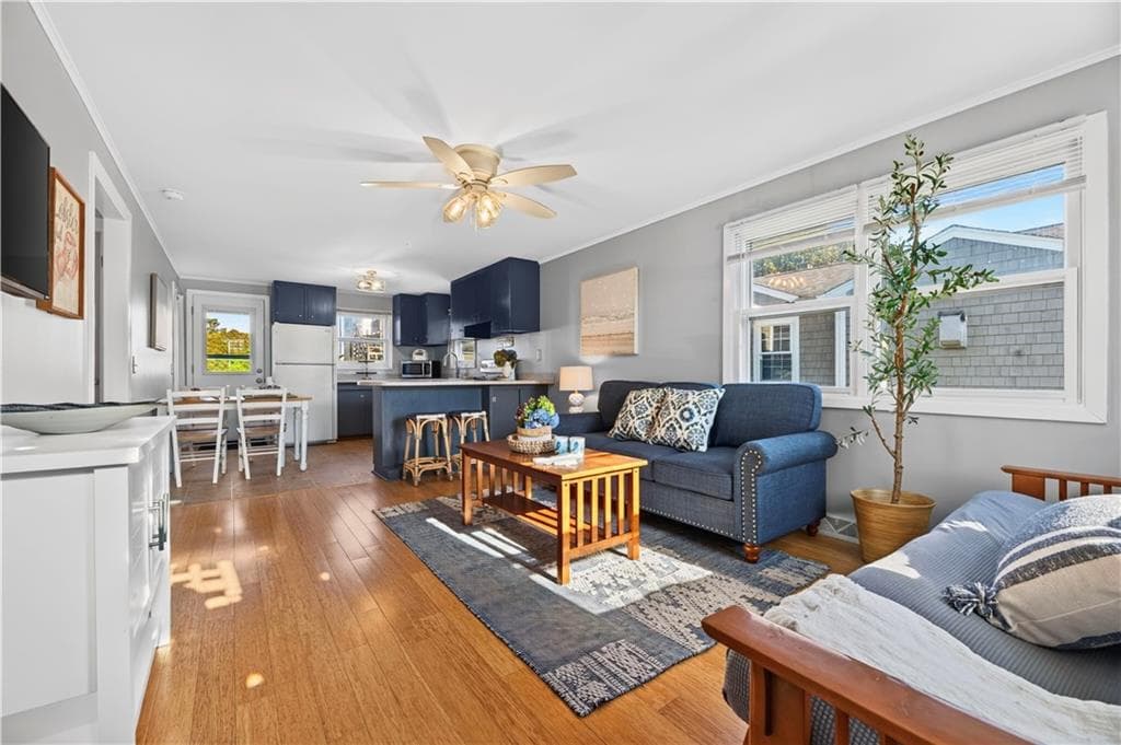 Single Family Residence at 24 Teal Pond Road, Narragansett, photo 7 of 45