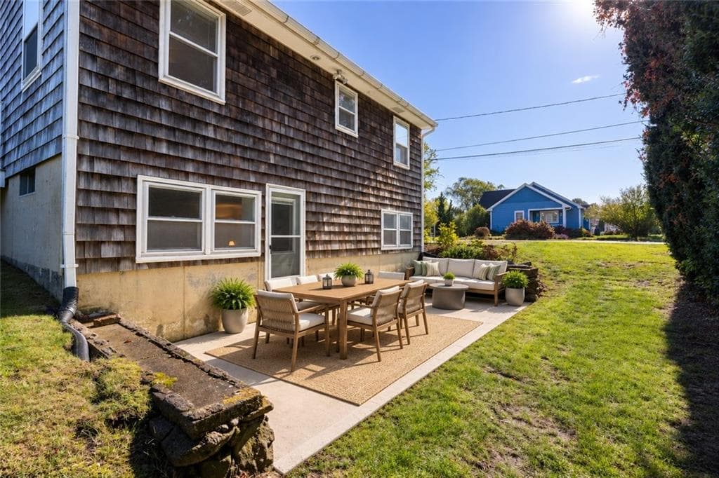 Single Family Residence at 24 Teal Pond Road, Narragansett, photo 36 of 45
