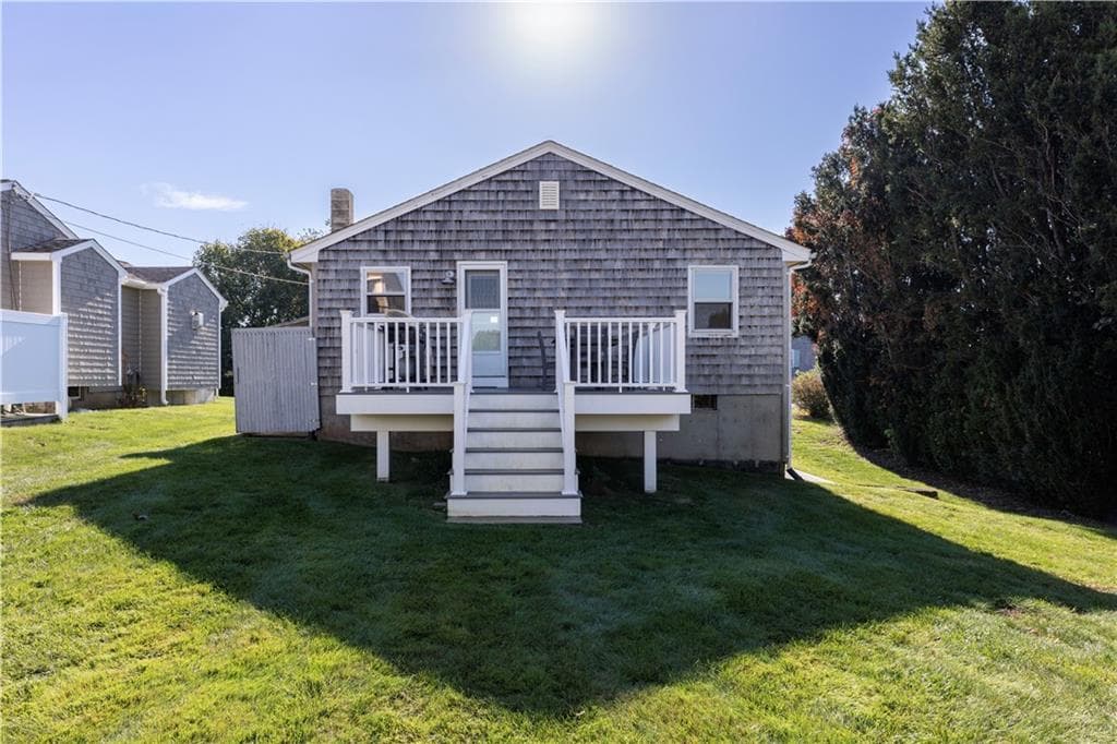 Single Family Residence at 24 Teal Pond Road, Narragansett, photo 33 of 45