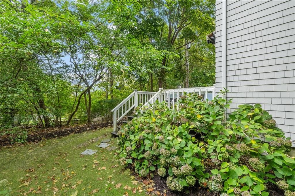 Condominium at 46 Chastellux Avenue UNIT C3, Newport, photo 10 of 45