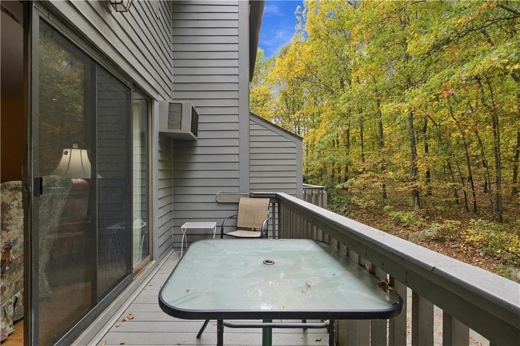 Condominium at 5 Wake Robin Road UNIT 2202, Lincoln, photo 22 of 26