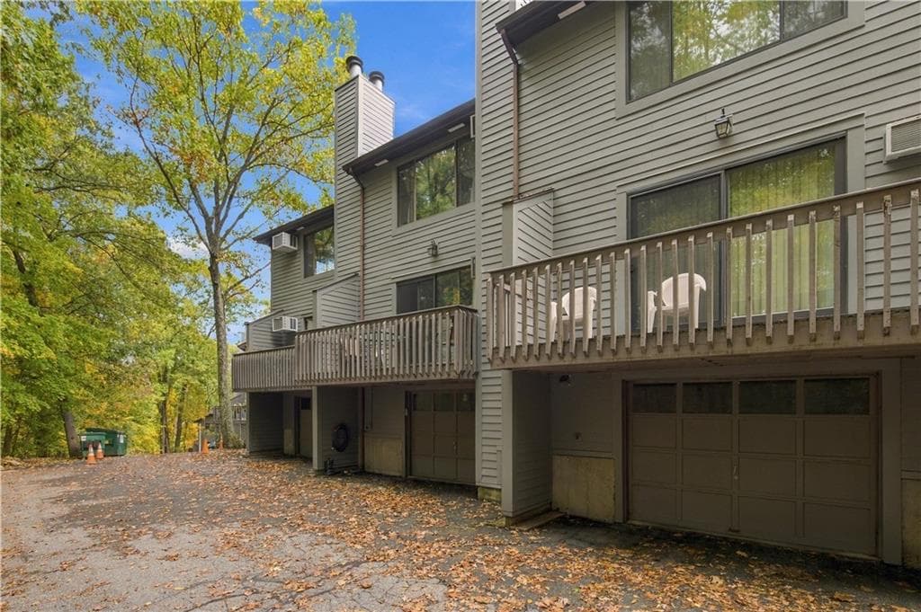 Condominium at 5 Wake Robin Road UNIT 2202, Lincoln, photo 25 of 26