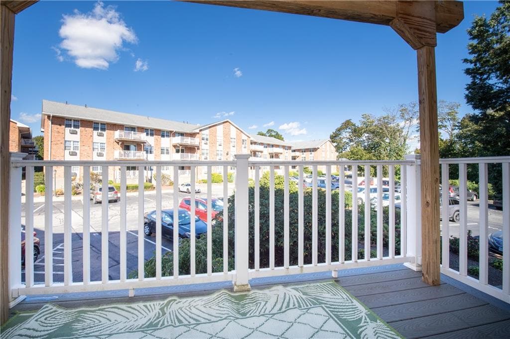 Condominium at 37 Bullocks Point Avenue UNIT 1B, East Providence, photo 10 of 27