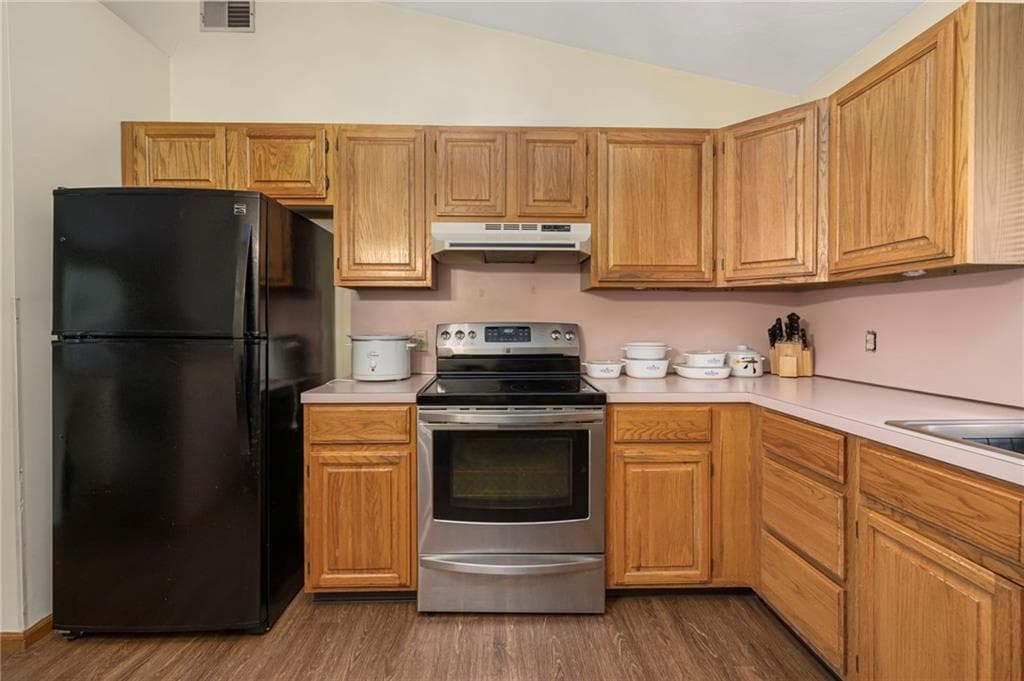 Single Family Residence at 24 Digiulio Drive, North Providence, photo 6 of 38
