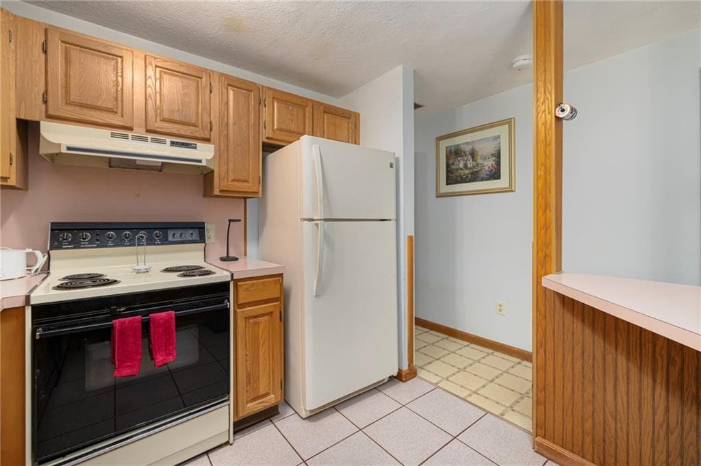Single Family Residence at 24 Digiulio Drive, North Providence, photo 26 of 38