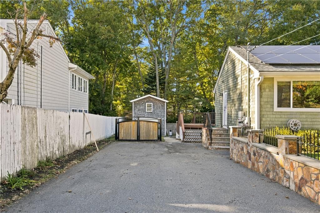 Single Family Residence at 29 Reservoir Street, Fall River, photo 5 of 46