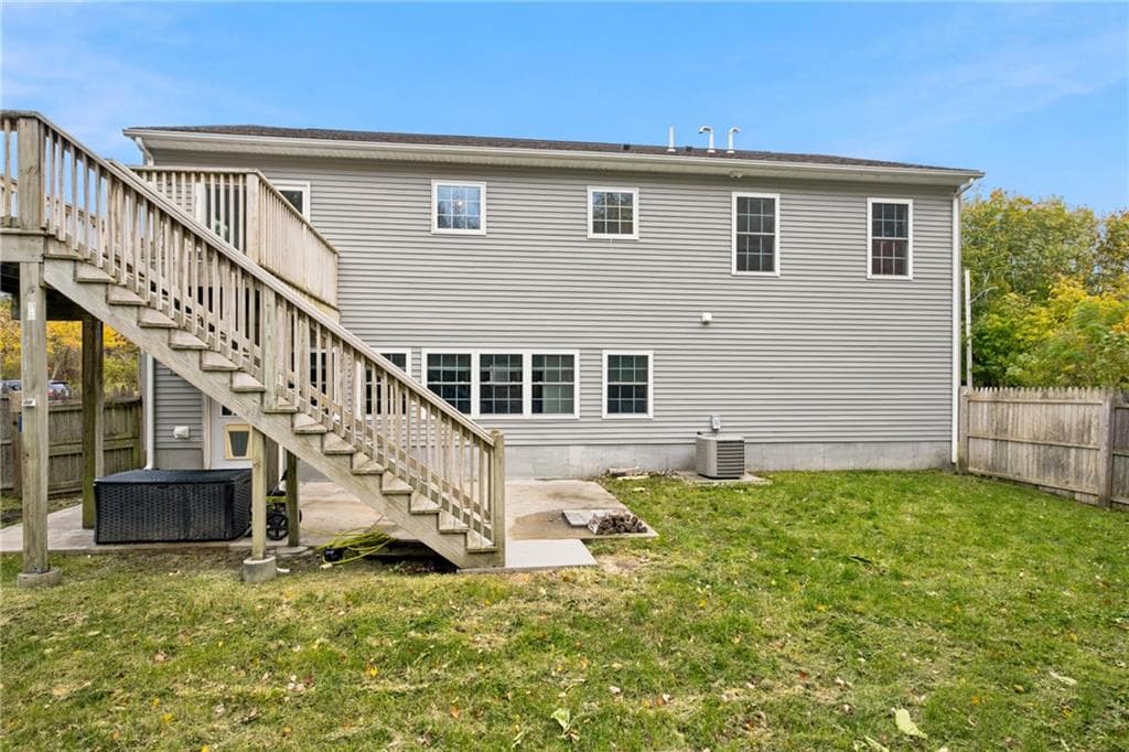 Single Family Residence at 32 Arcadia Road, Swansea, photo 41 of 44