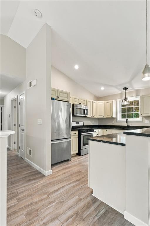 Single Family Residence at 32 Arcadia Road, Swansea, photo 15 of 44