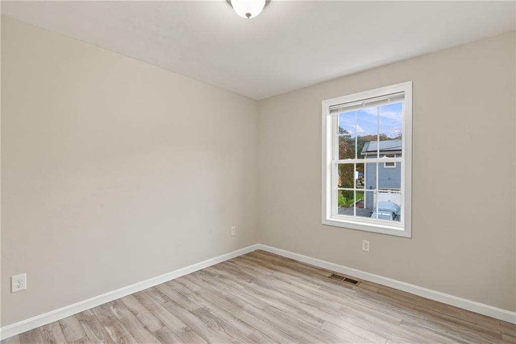 Single Family Residence at 32 Arcadia Road, Swansea, photo 25 of 44