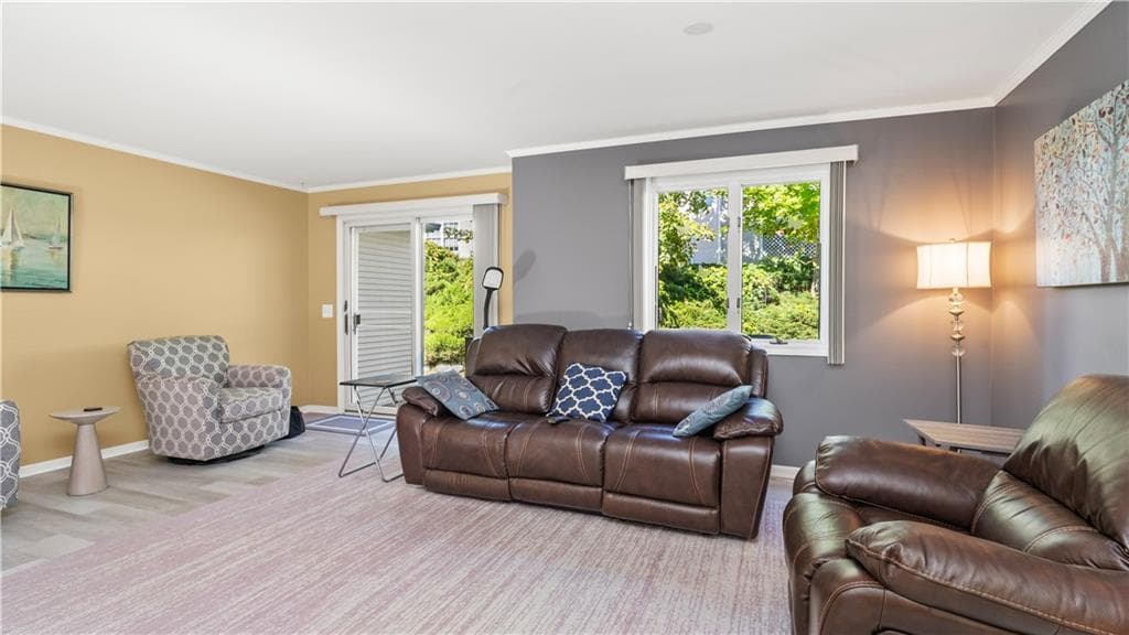 Condominium at 9 Canary Court, West Warwick, photo 5 of 44