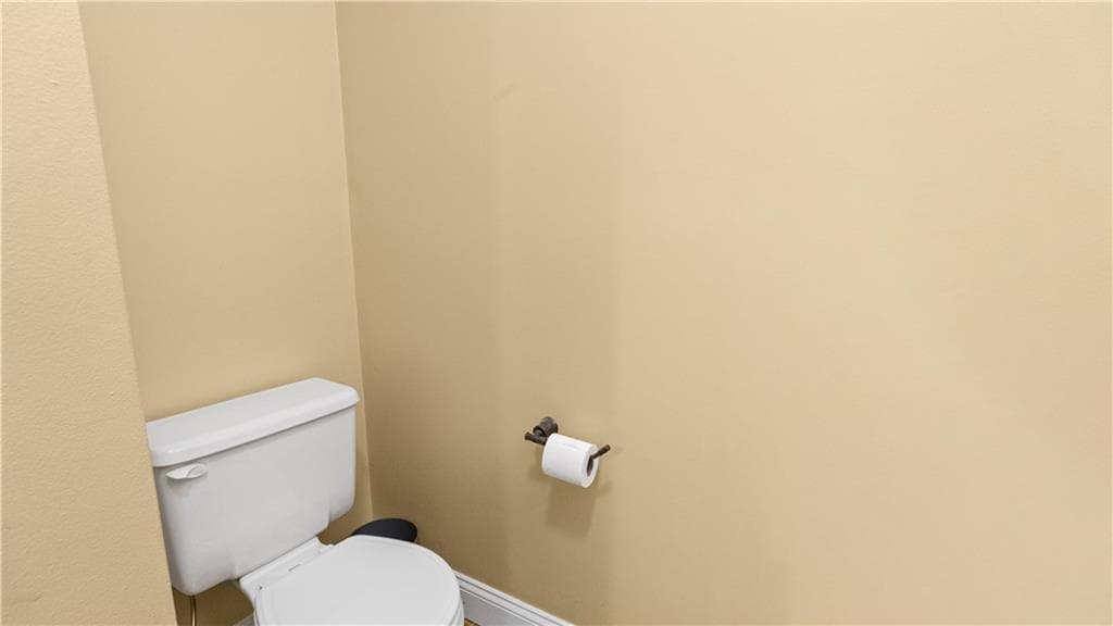 Condominium at 9 Canary Court, West Warwick, photo 19 of 44