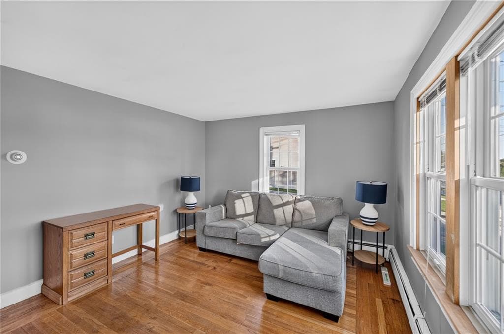 Single Family Residence at 308 Mauran Avenue, East Providence, photo 5 of 30