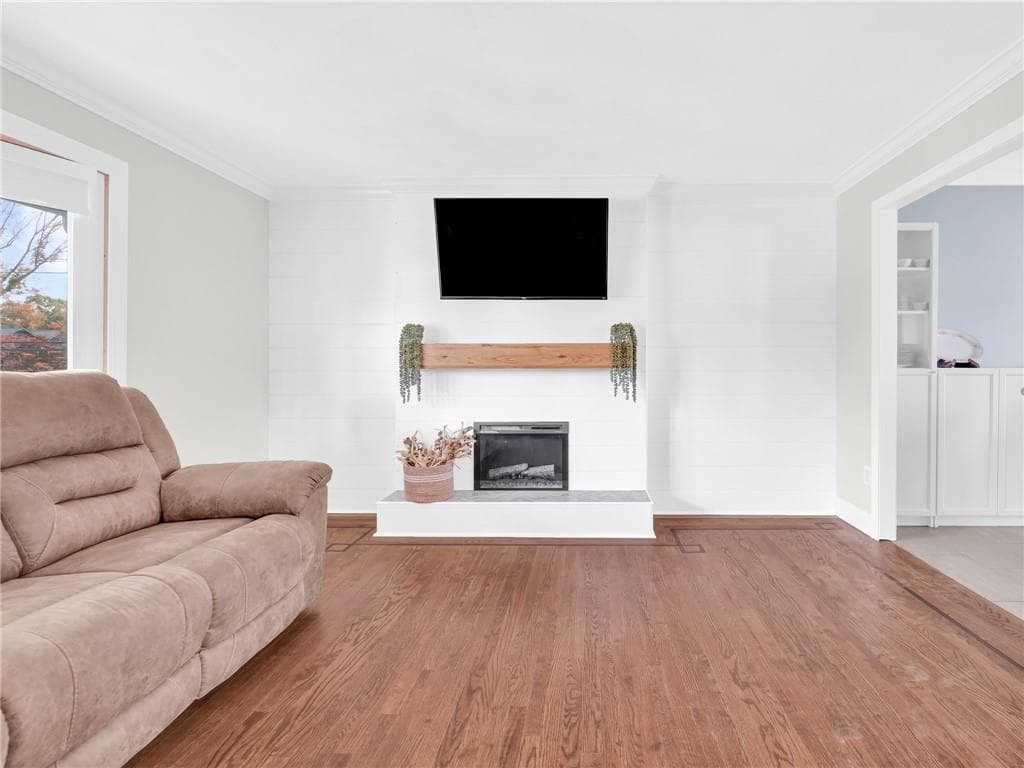 Single Family Residence at 4 Juniper Drive, West Warwick, photo 16 of 37