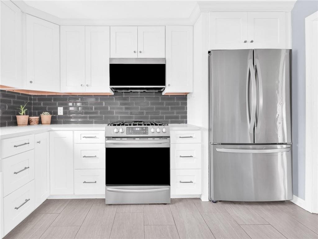 Single Family Residence at 4 Juniper Drive, West Warwick, photo 5 of 37