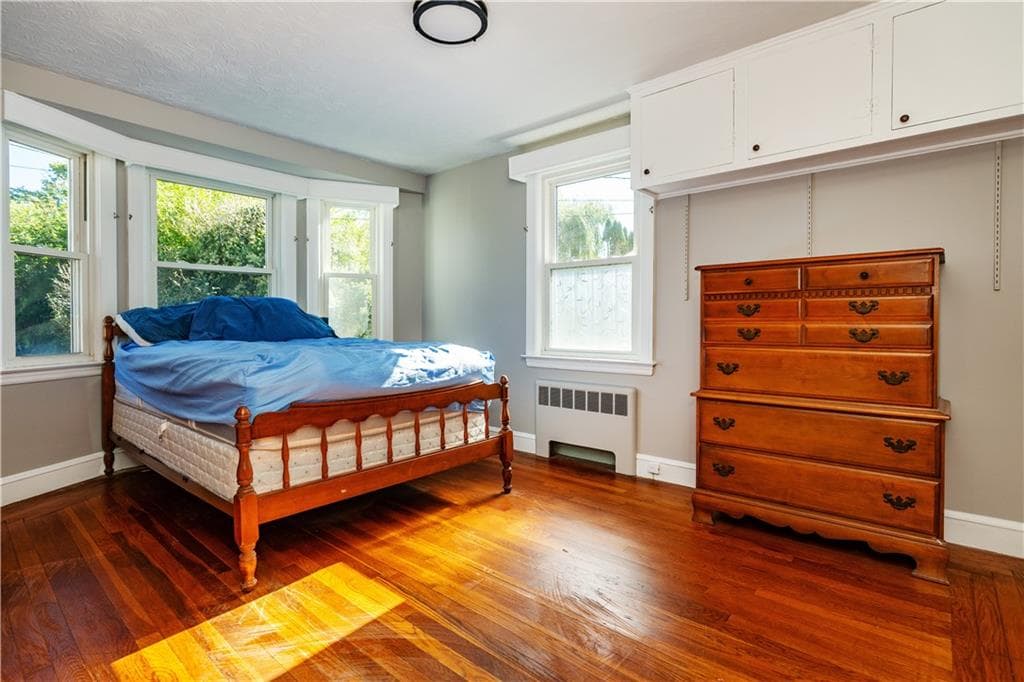 Single Family Residence at 26 Keeher Avenue, Newport, photo 27 of 50