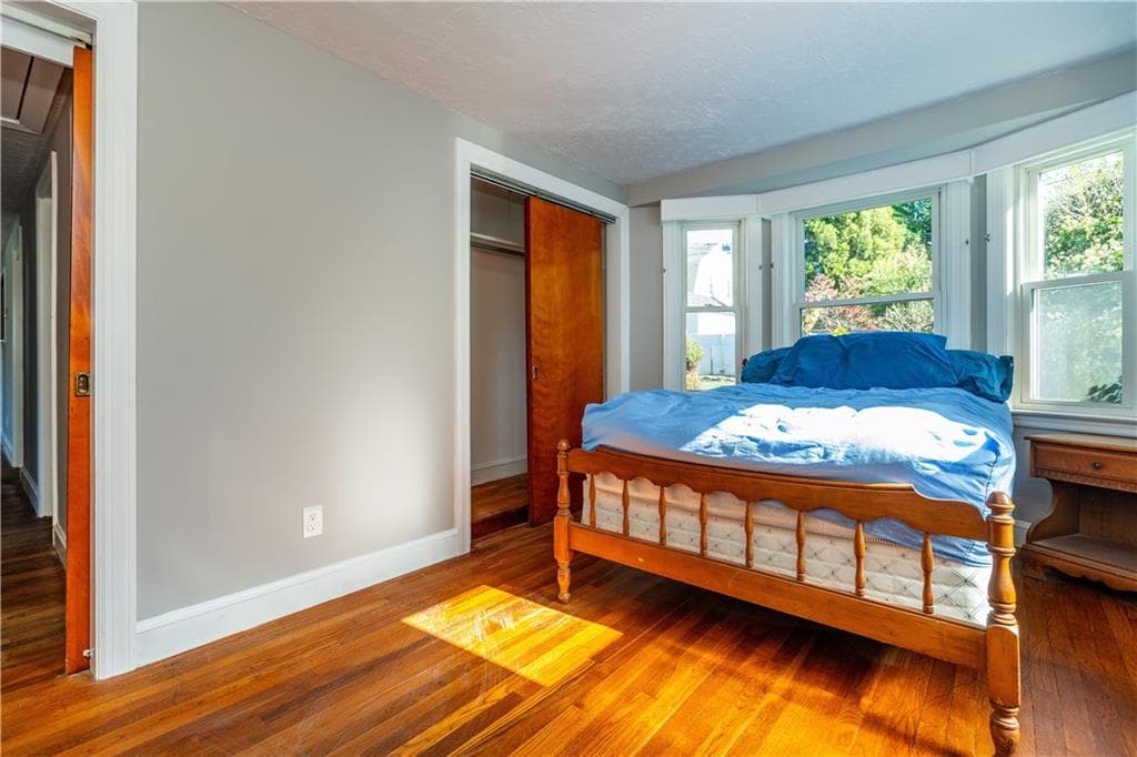 Single Family Residence at 26 Keeher Avenue, Newport, photo 28 of 50