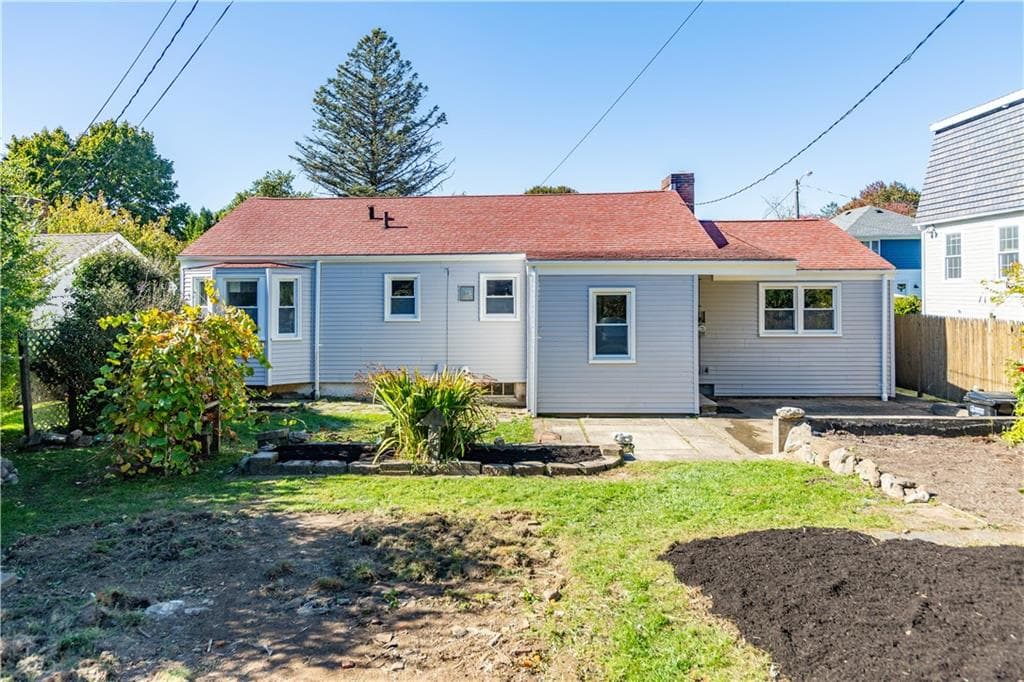 Single Family Residence at 26 Keeher Avenue, Newport, photo 40 of 50