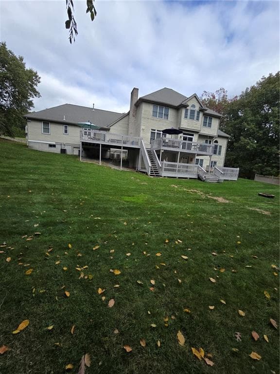 Single Family Residence at 4 Jason's Grant Drive, Cumberland, photo 5 of 40