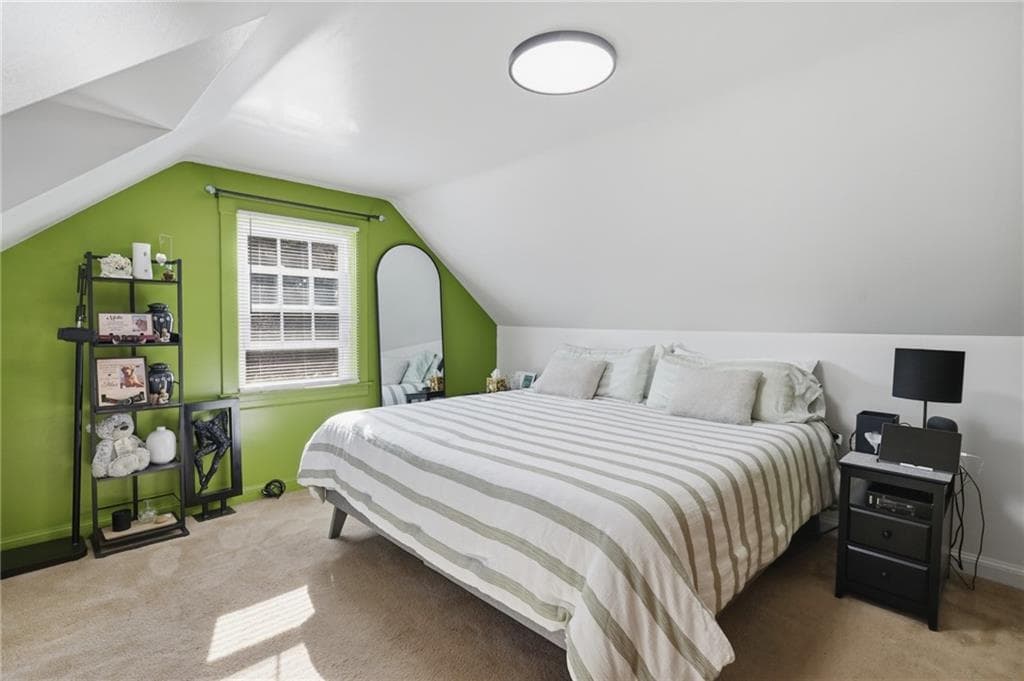 Single Family Residence at 181 Long View Drive, Warwick, photo 14 of 16
