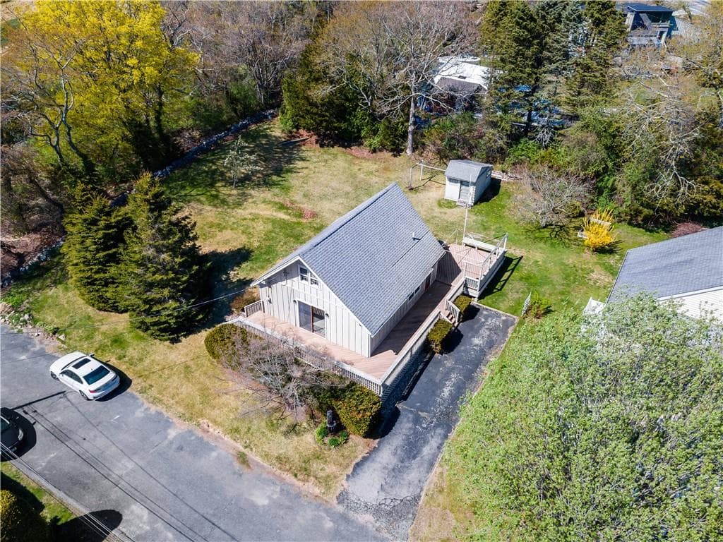 25 Westside Road