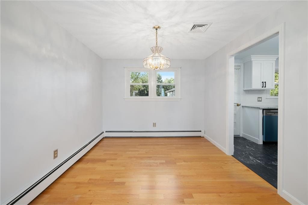 Single Family Residence at 1 Midlands Drive, East Greenwich, photo 9 of 31
