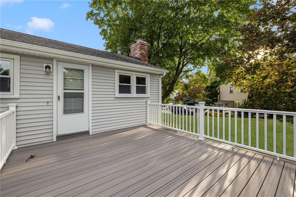 Single Family Residence at 1 Midlands Drive, East Greenwich, photo 30 of 31