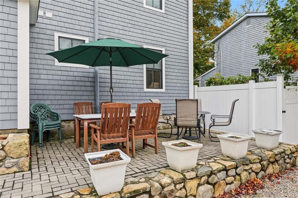Condominium at 65 NARRAGANSETT Avenue UNIT 1, Narragansett, photo 32 of 35