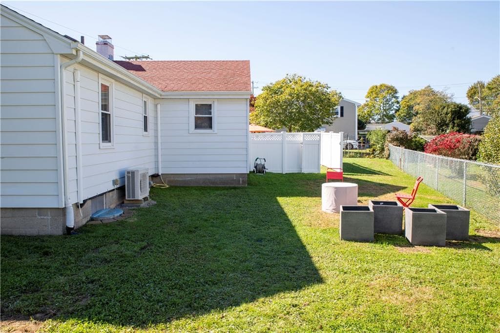 Single Family Residence at 100 John Street, Westerly, photo 13 of 16