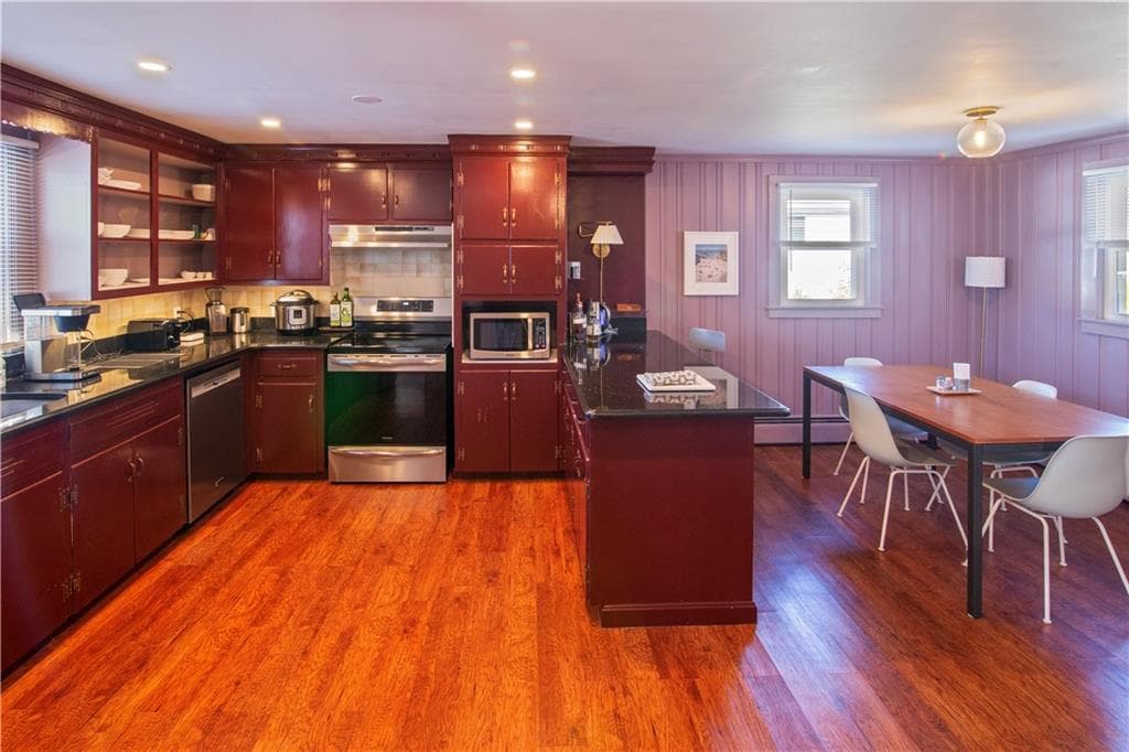 Single Family Residence at 100 John Street, Westerly, photo 5 of 16