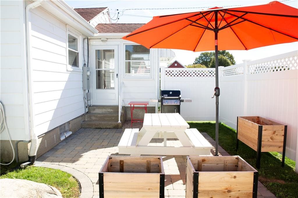Single Family Residence at 100 John Street, Westerly, photo 14 of 16