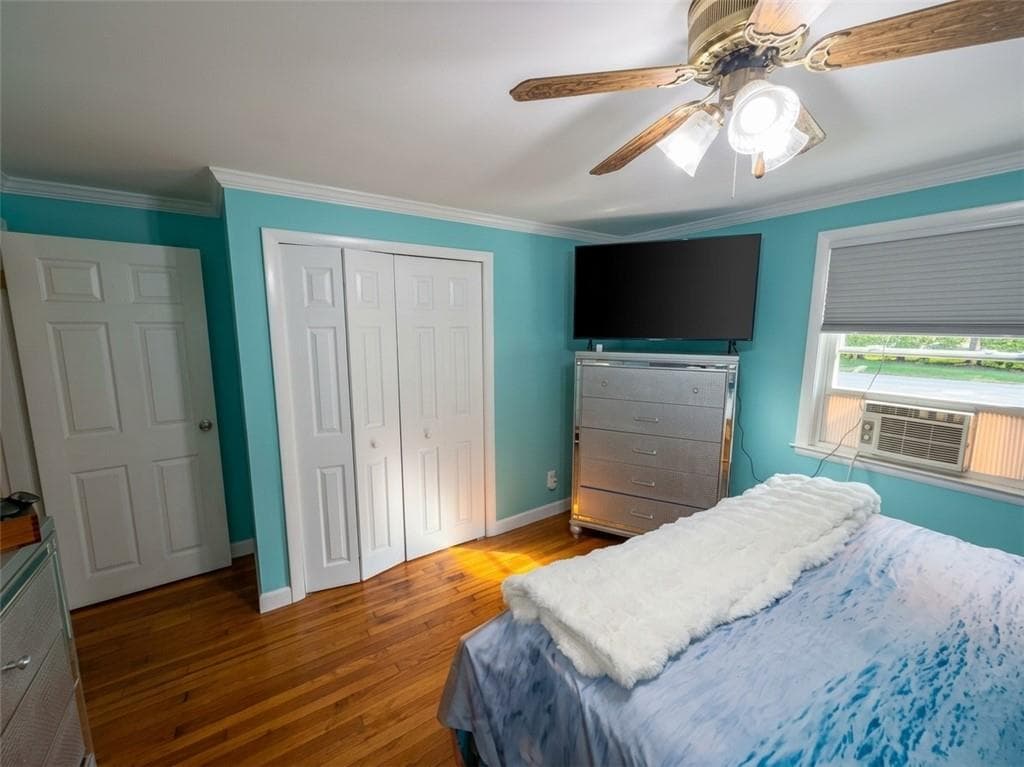 Single Family Residence at 123 wampanoag Road, Warwick, photo 17 of 21