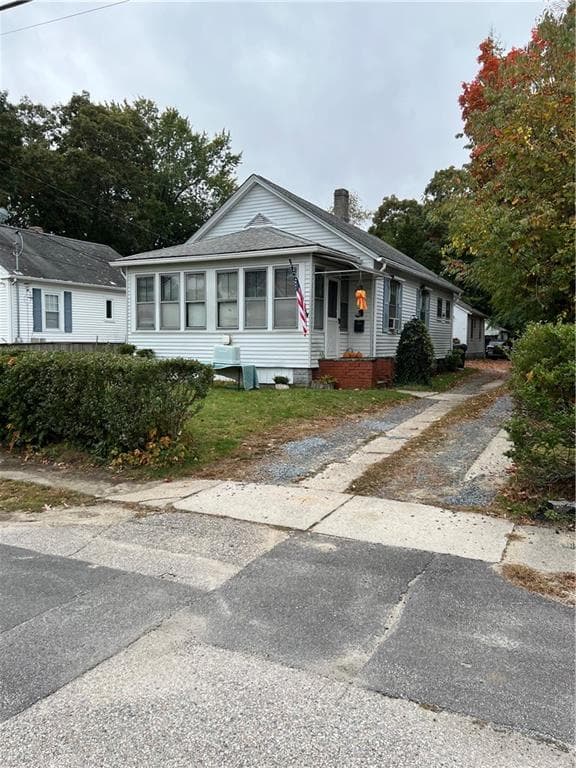 Multi Family at 317 Harrington Avenue, Warwick, photo 3 of 9