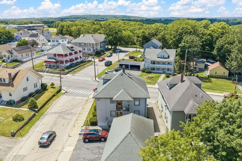 Multi Family at 1124 Park Avenue, Woonsocket, photo 41 of 42
