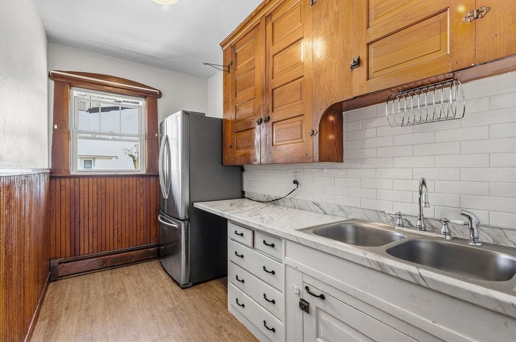 Multi Family at 1124 Park Avenue, Woonsocket, photo 31 of 42