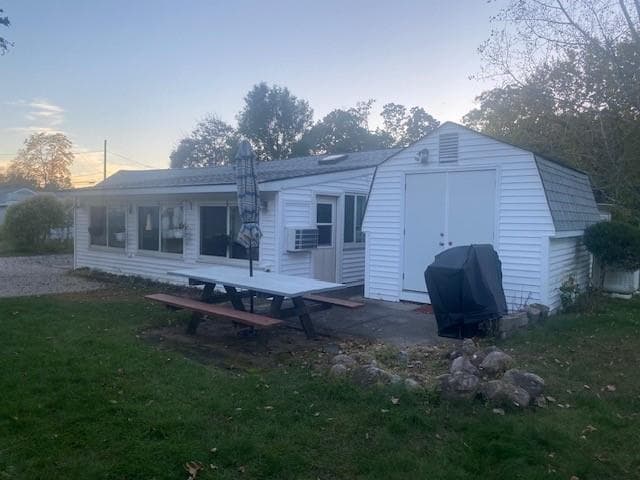 Single Family Residence at 29 West Budlong Farm Road, Warwick, photo 2 of 24