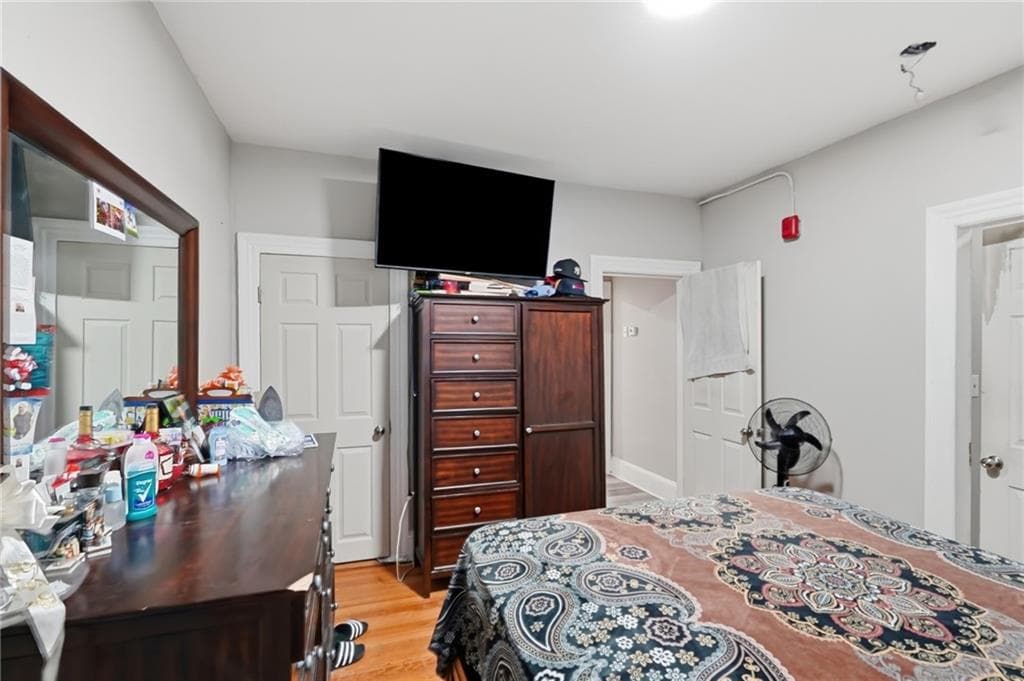 Multi Family at 78 Serrel Sweet Road, Johnston, photo 17 of 32