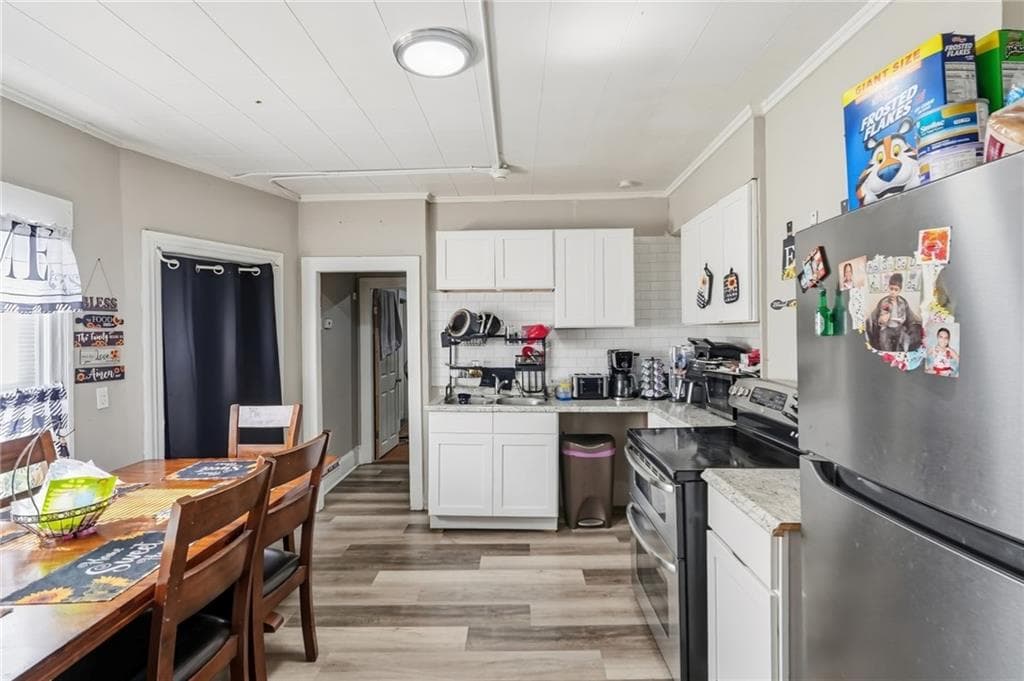 Multi Family at 78 Serrel Sweet Road, Johnston, photo 22 of 32