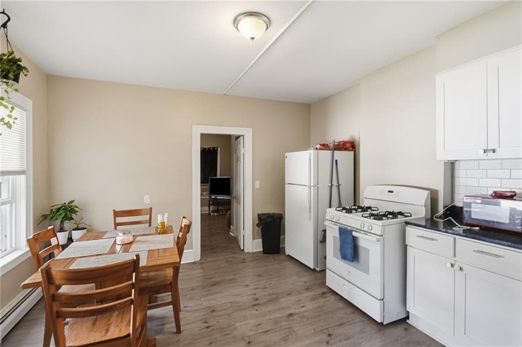 Multi Family at 78 Serrel Sweet Road, Johnston, photo 5 of 32