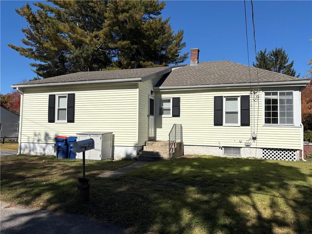 Single Family Residence at 501 ARCADE Avenue, Seekonk, photo 4 of 17