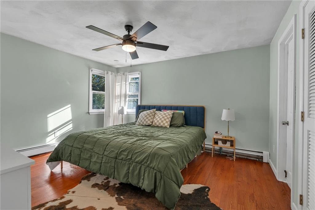 Single Family Residence at 604 Boyds Lane, Portsmouth, photo 17 of 49