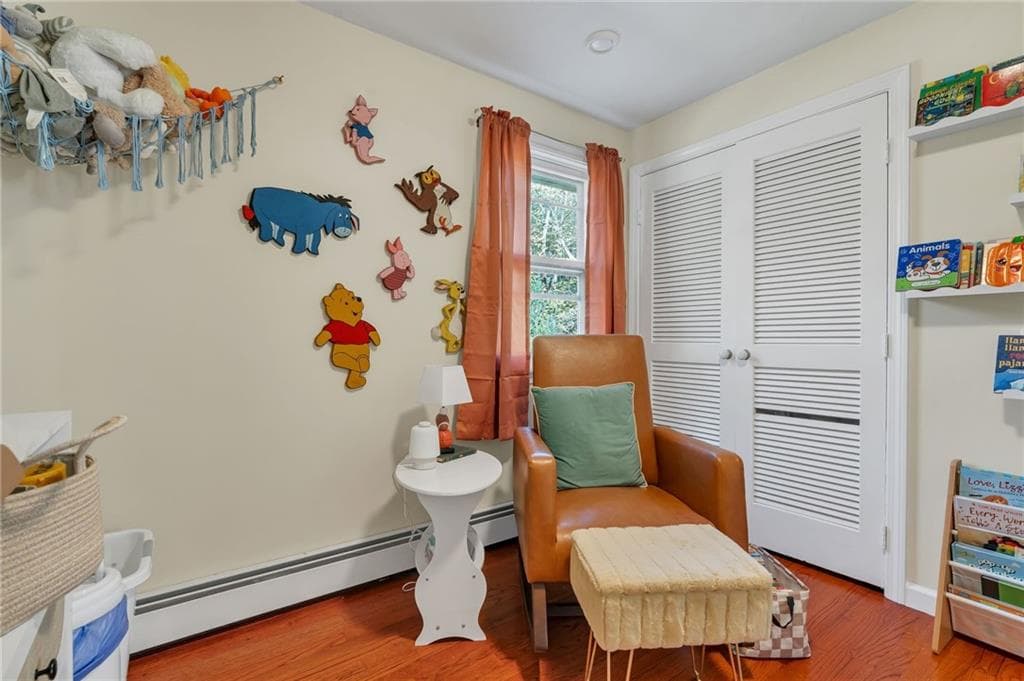 Single Family Residence at 604 Boyds Lane, Portsmouth, photo 25 of 49