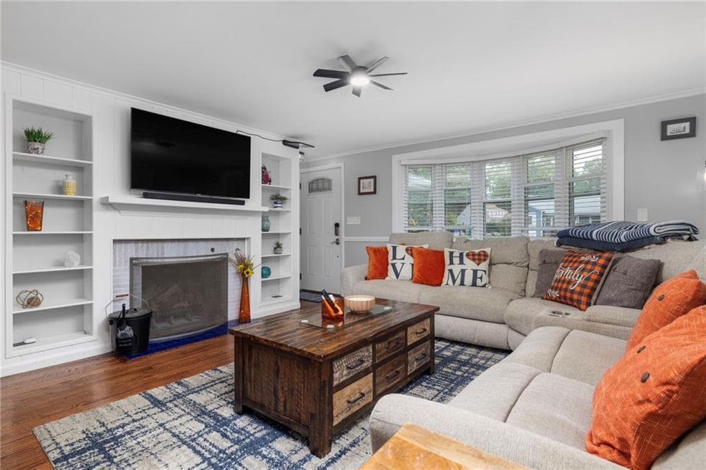 Single Family Residence at 30 Black Creek Lane, Warwick, photo 4 of 34