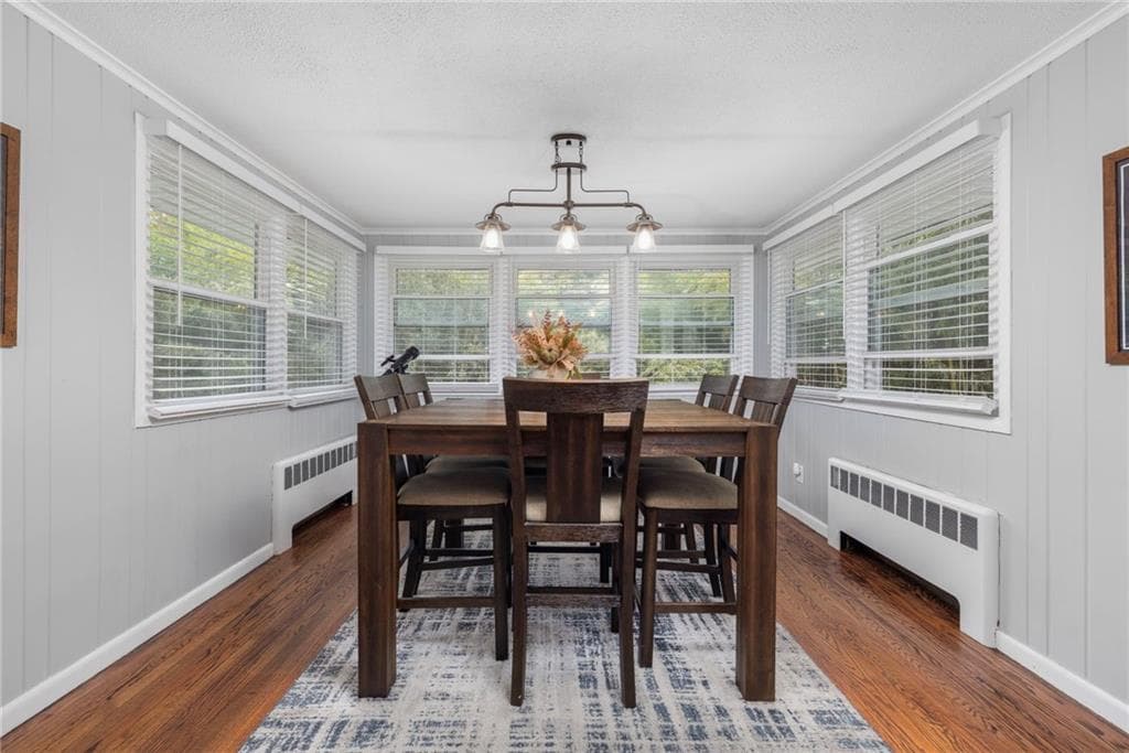 Single Family Residence at 30 Black Creek Lane, Warwick, photo 8 of 34