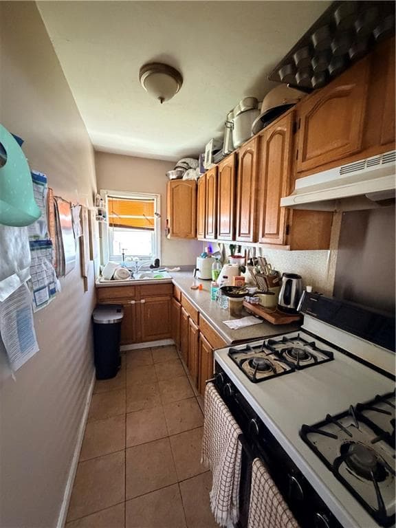 Multi Family at Multi Family, Central Falls, photo 3 of 16