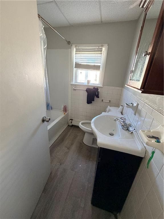 Multi Family at Multi Family, Central Falls, photo 10 of 16